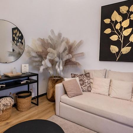 Dea Luxury Casa Vacanze- Zona Chiesa A Trullo - ألبيروبيللو المظهر الخارجي الصورة